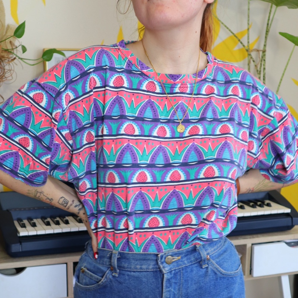 COTTON GINNY- colourful t-shirt!